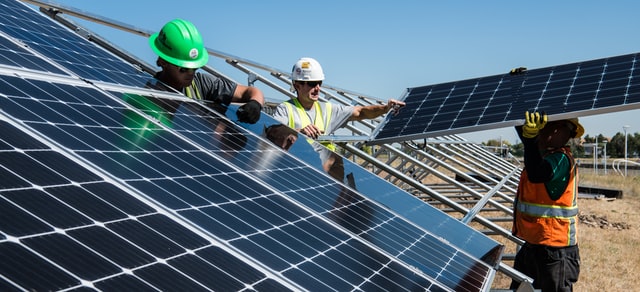 Por que sua empresa precisa dos benefícios da energia solar