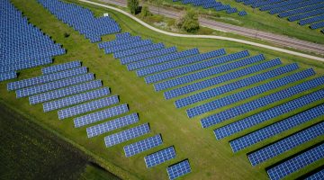 O impacto ambiental positivo da energia solar e sua contribuição para a sustentabilidade