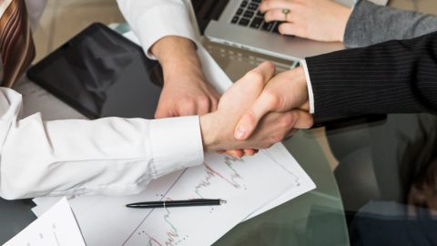 A importância da ética e da transparência nos negócios sustentáveis